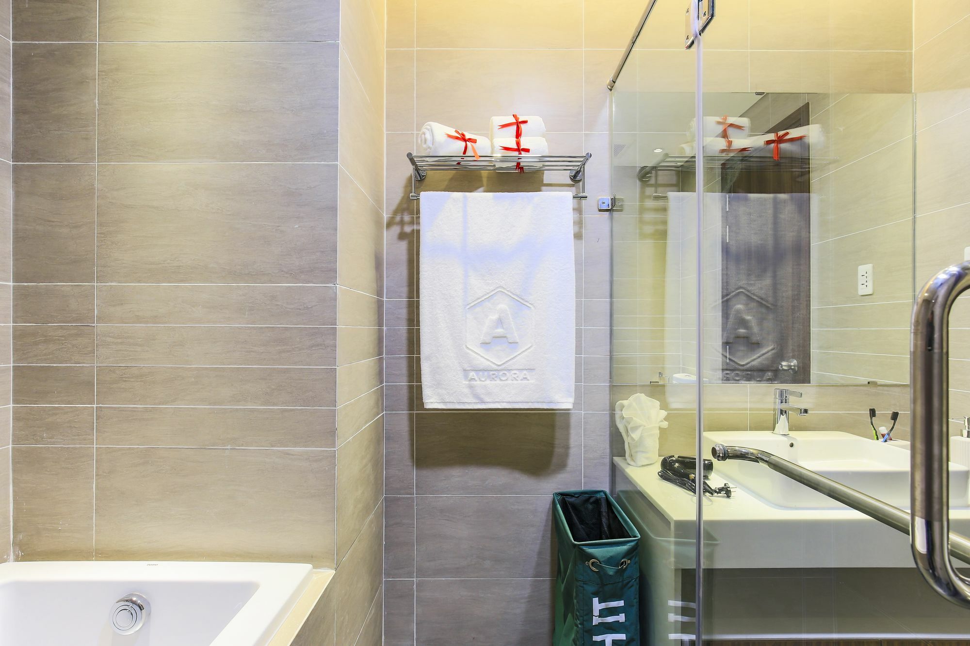 Aurora Serviced Apartments (Adults Only) Hô Chi Minh-Ville Extérieur photo